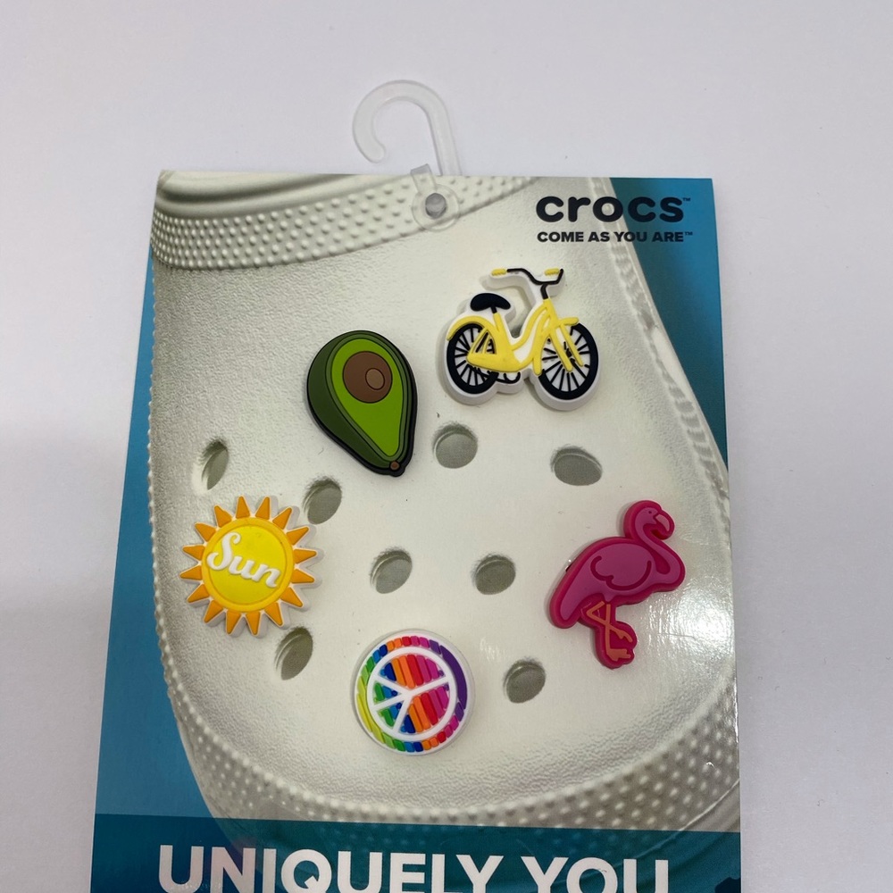 Crocs Uniquely You Charms